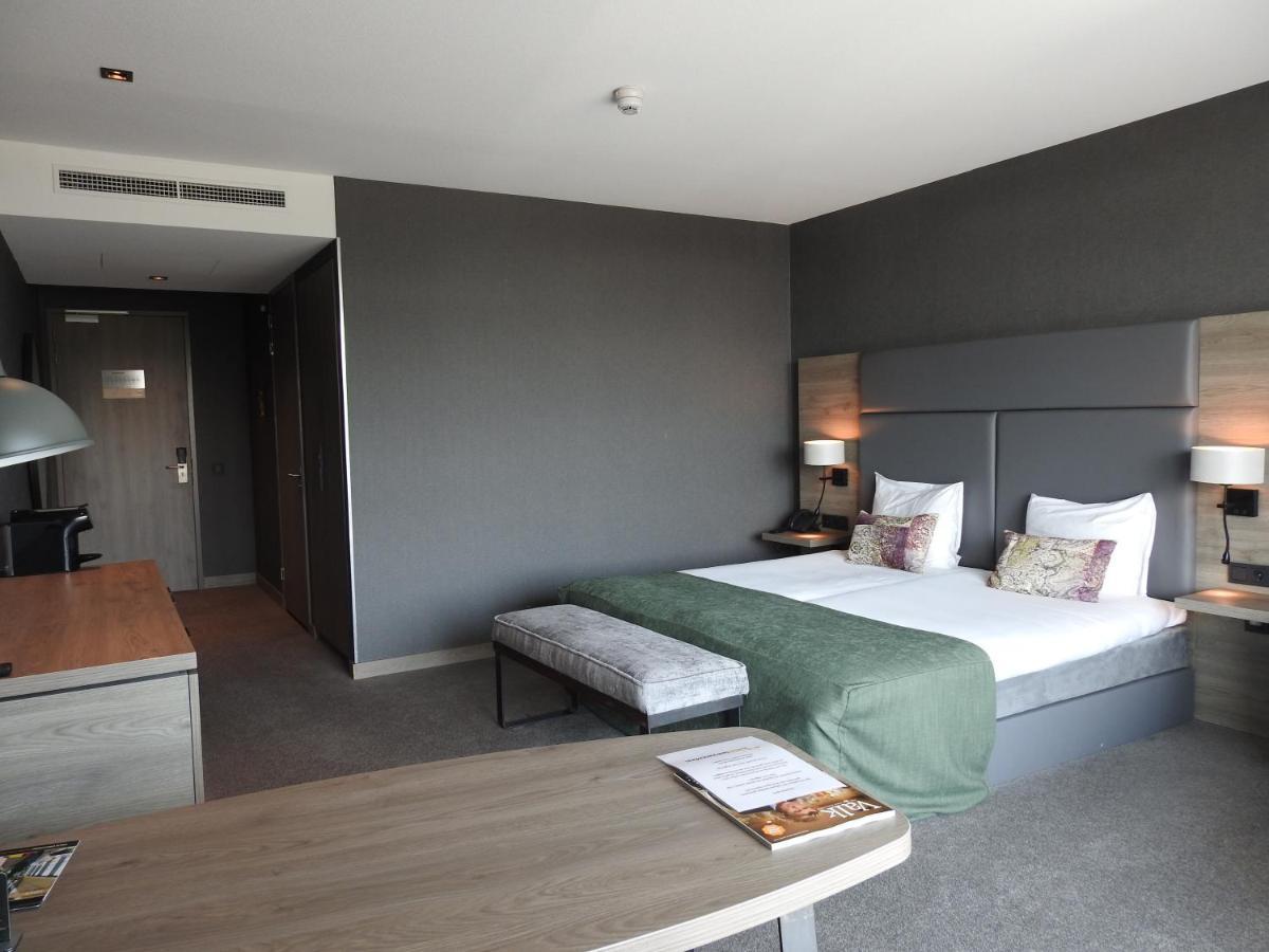 Van Der Valk Hotel Leeuwarden Bagian luar foto