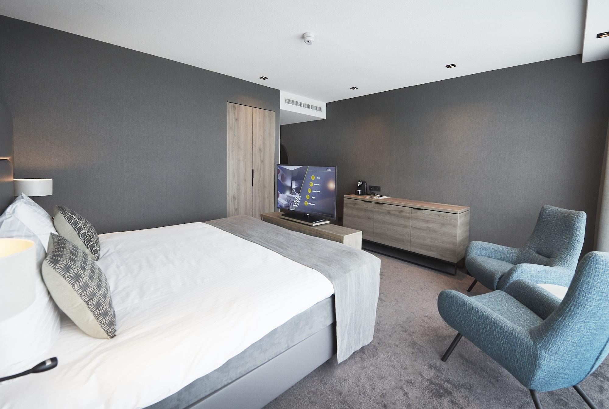 Van Der Valk Hotel Leeuwarden Bagian luar foto