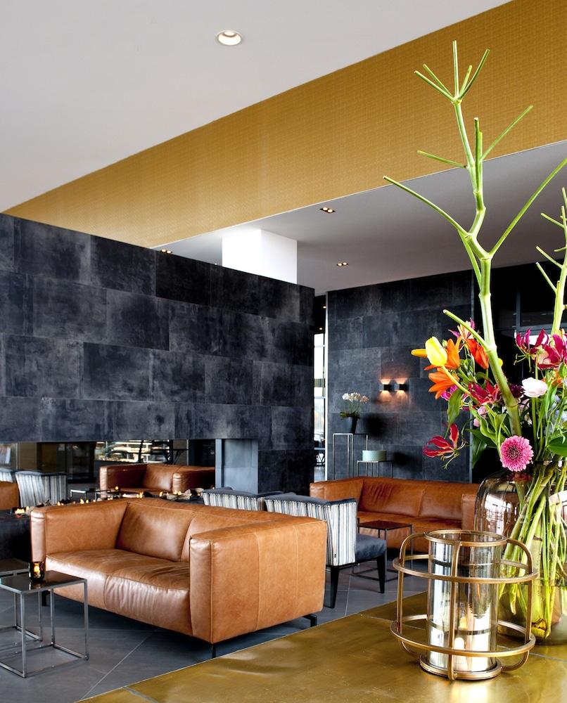 Van Der Valk Hotel Leeuwarden Bagian luar foto