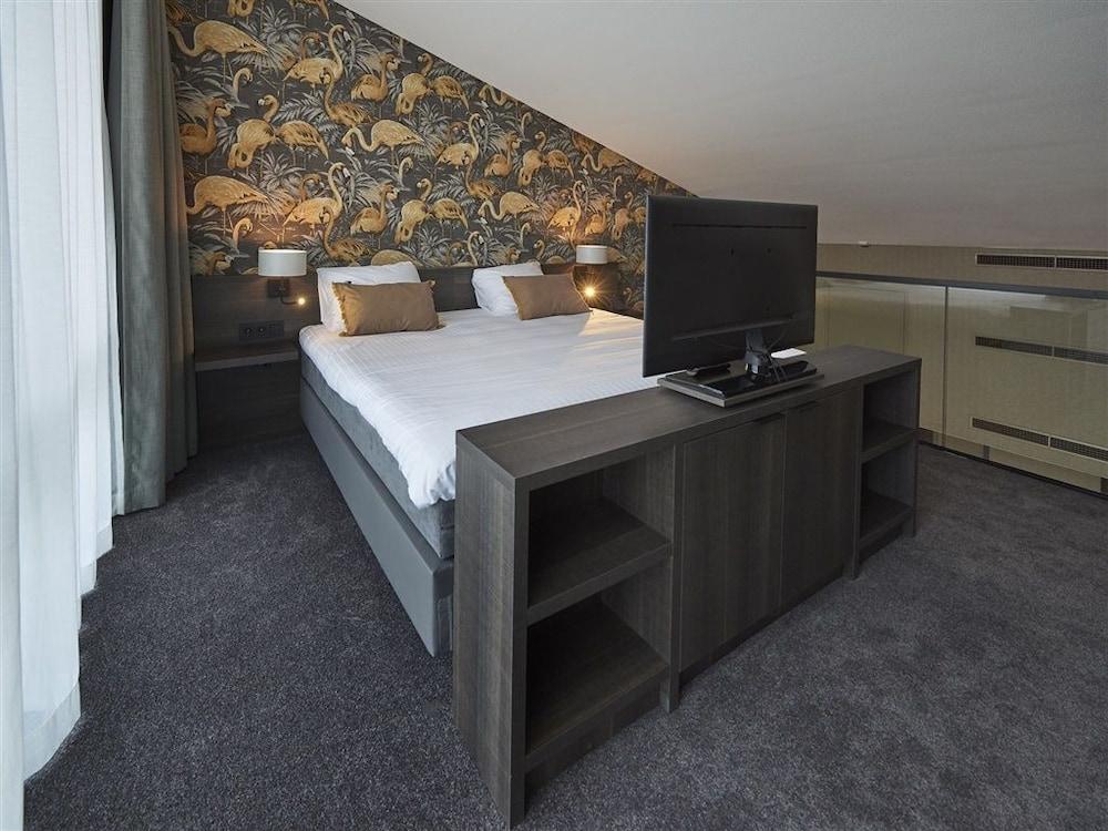 Van Der Valk Hotel Leeuwarden Bagian luar foto