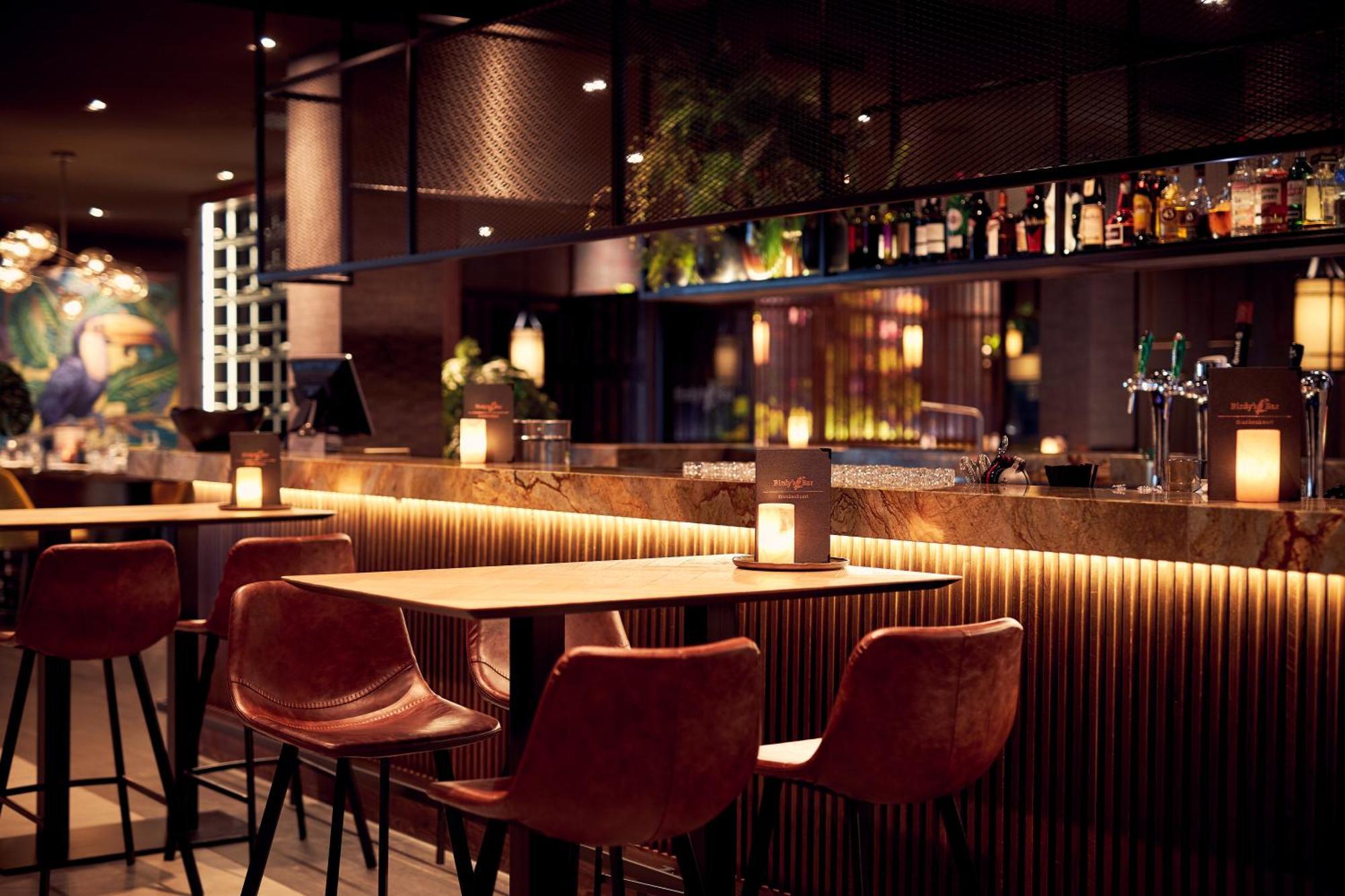 Van Der Valk Hotel Leeuwarden Bagian luar foto