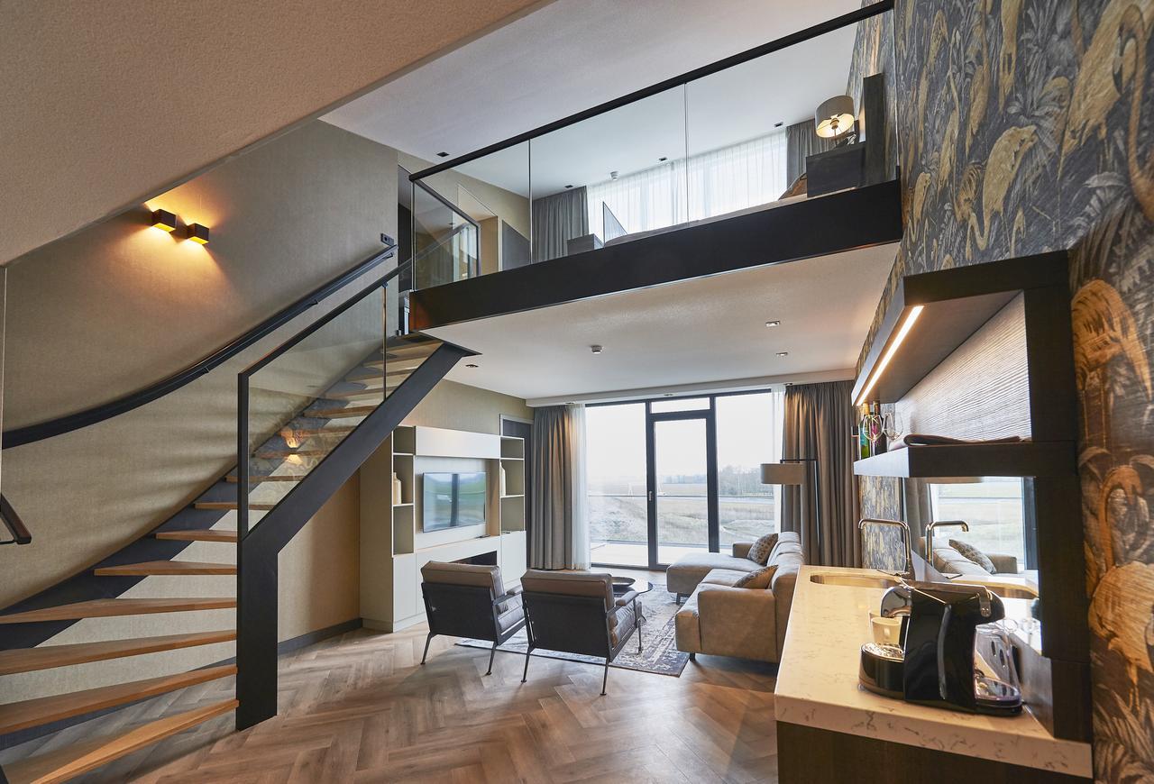 Van Der Valk Hotel Leeuwarden Bagian luar foto